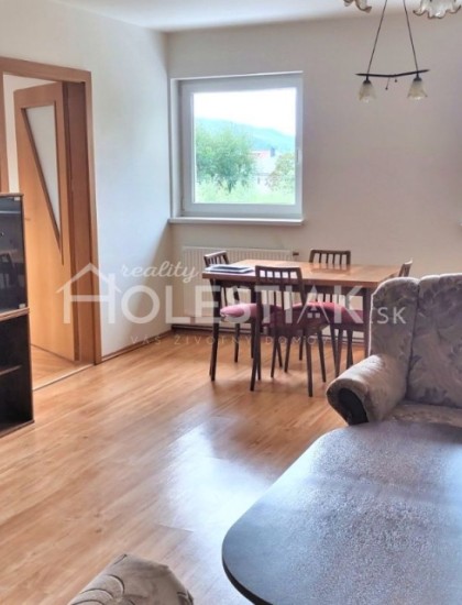 https://www.pavolholestiak.sk/storage/properties/102/thumb/dam-do-prenajmu-velky-31-byt-v-obci-staskov-iba-u-nas_0.jpg?t=1665058534