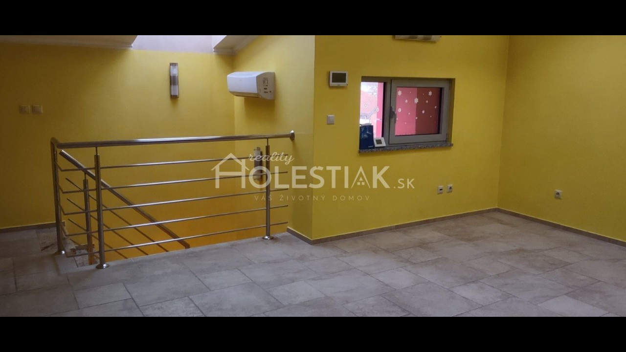 Rezervované - Dám to prenájmu novú mezonetovú garzónku v centre mesta Čadca - iba u nás