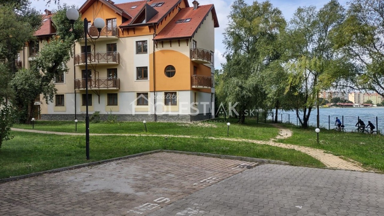 Predané - Predaj apartmánov v nádhernom prostredí pri jazere Bratislava.