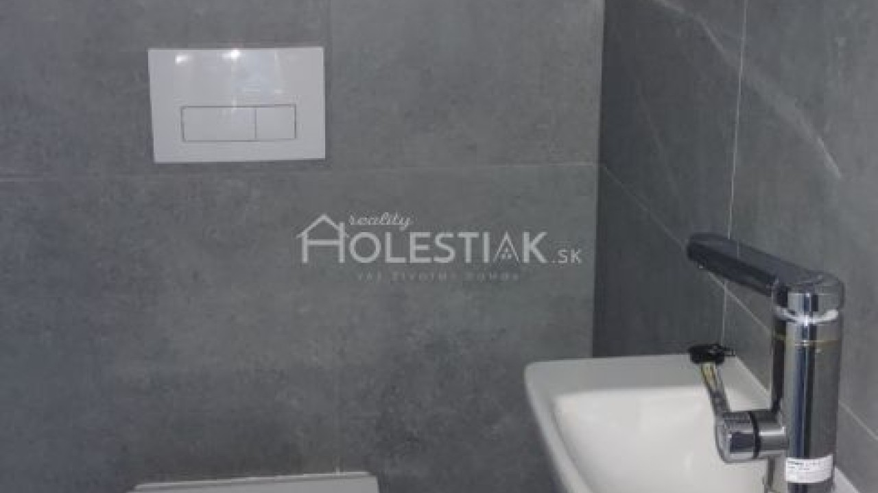 Predám nový obchodný priestor v centre mesta Čadca - iba u nás
