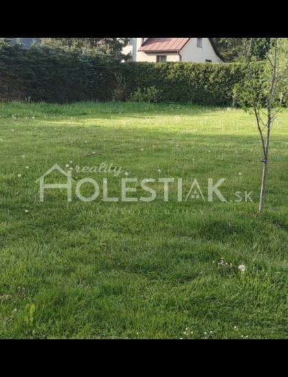 https://www.pavolholestiak.sk/storage/properties/138/thumb/predam-exkluzivne-dva-rovinate-stavebne-pozemky-milosovacadca-vsetky-is_0.jpg?t=1689580871