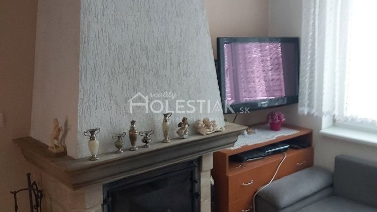 Odporúčané - Predám pekný rodinný dom v centre mesta Čadca - iba u nás