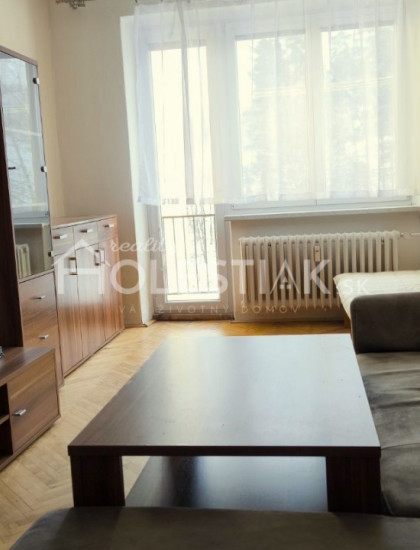 https://www.pavolholestiak.sk/storage/properties/193/thumb/zvyhodnena-cena-predam-pekny-31-byt-martinkov-potok-iba-u-nas_0.jpg?t=1718979413