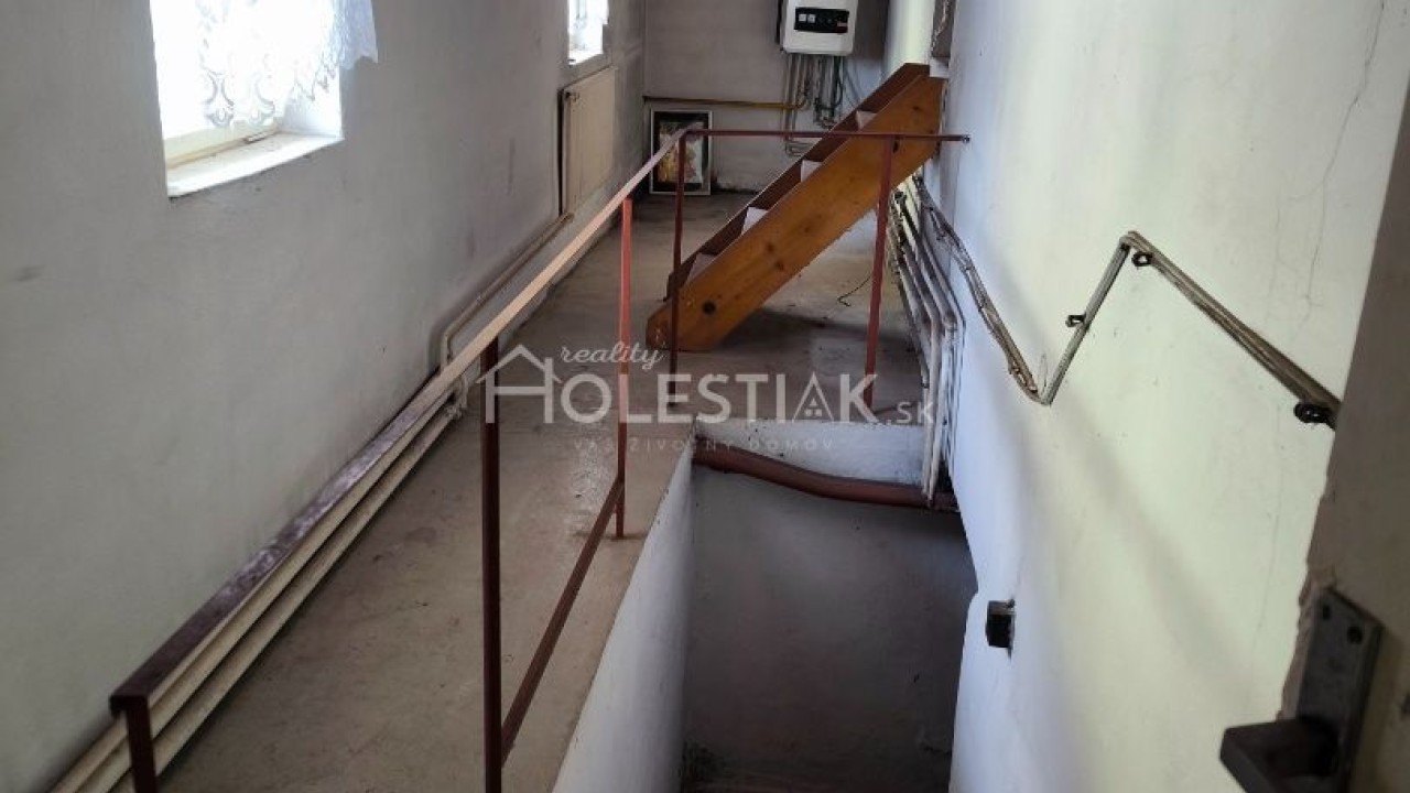 Predám rodinný dom Zborov nad Bystricou