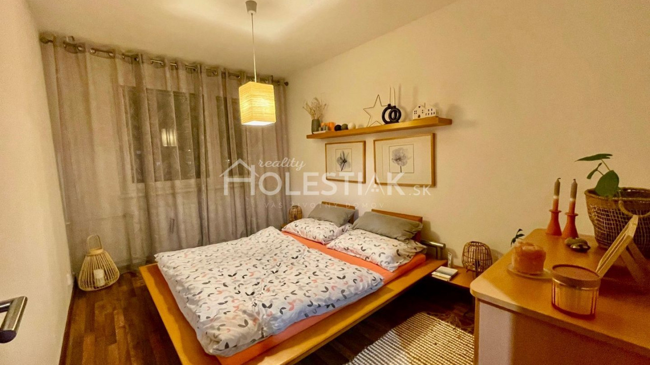 Priestranný 5-izbový byt, 95m2, Žilina - Solinky