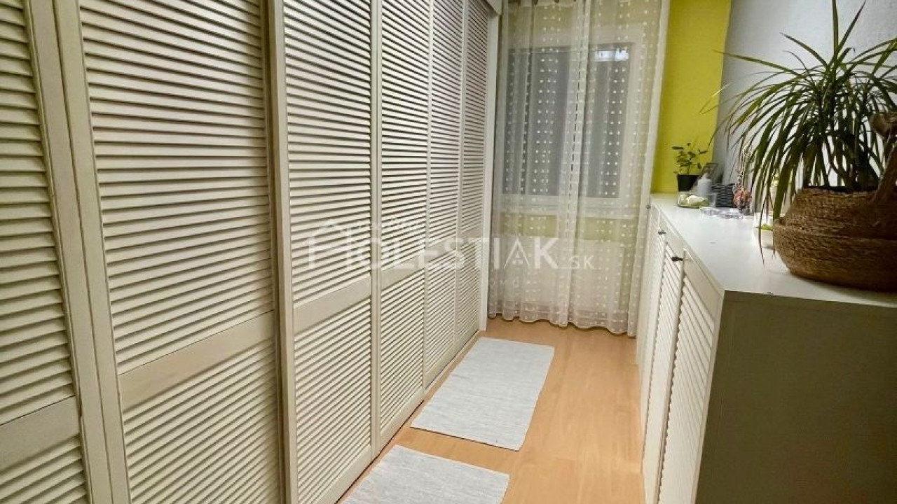 Priestranný 5-izbový byt, 95m2, Žilina - Solinky