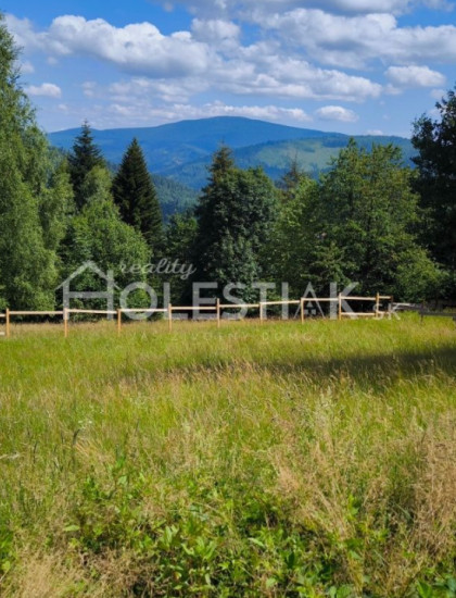 https://www.pavolholestiak.sk/storage/properties/355/thumb/predam-oploteny-krasny-pozemok-v-obci-oscadnica-s-elektrickou-pripojkou_0.jpg?t=1734347766