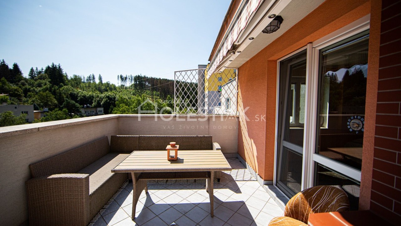 Rezervované - Luxusný byt v centre mesta Čadca - 164 m2 iba u nás