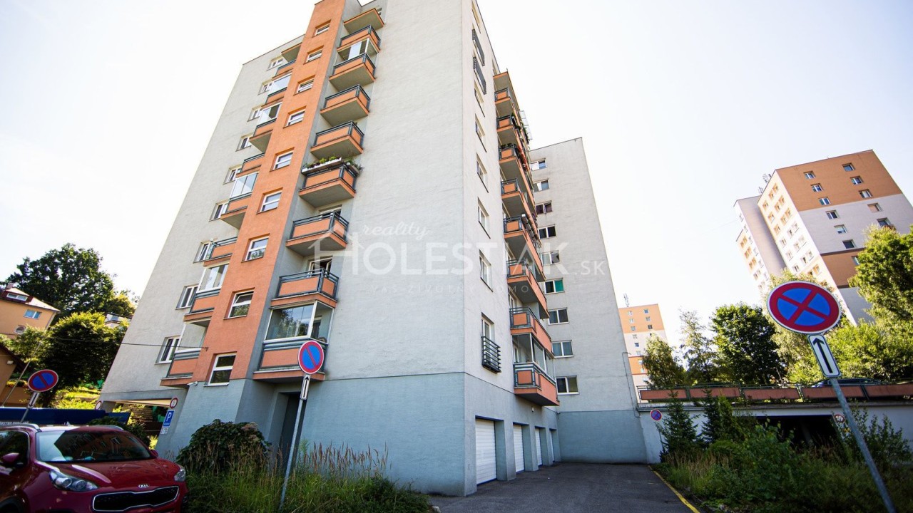 Rezervované - Luxusný byt v centre mesta Čadca - 164 m2 iba u nás