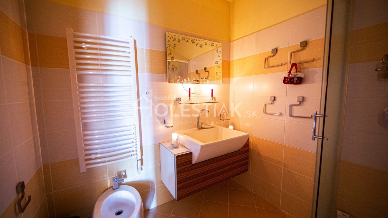Rezervované - Luxusný byt v centre mesta Čadca - 164 m2 iba u nás