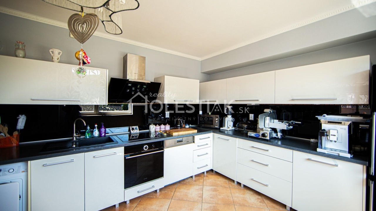 Rezervované - Luxusný byt v centre mesta Čadca - 164 m2 iba u nás