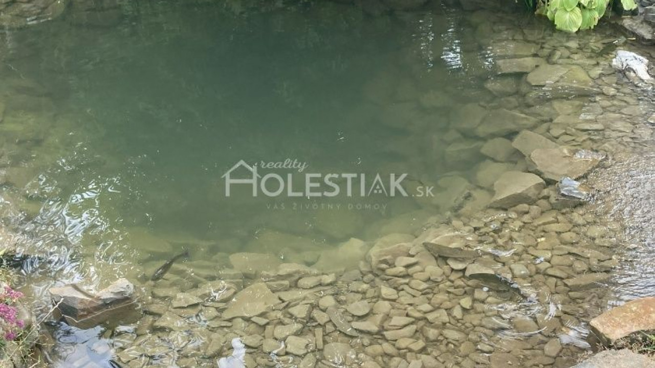 Rezervované - Predám nový, štýlový rodinný dom s veľkým pozemkom, iba u nás