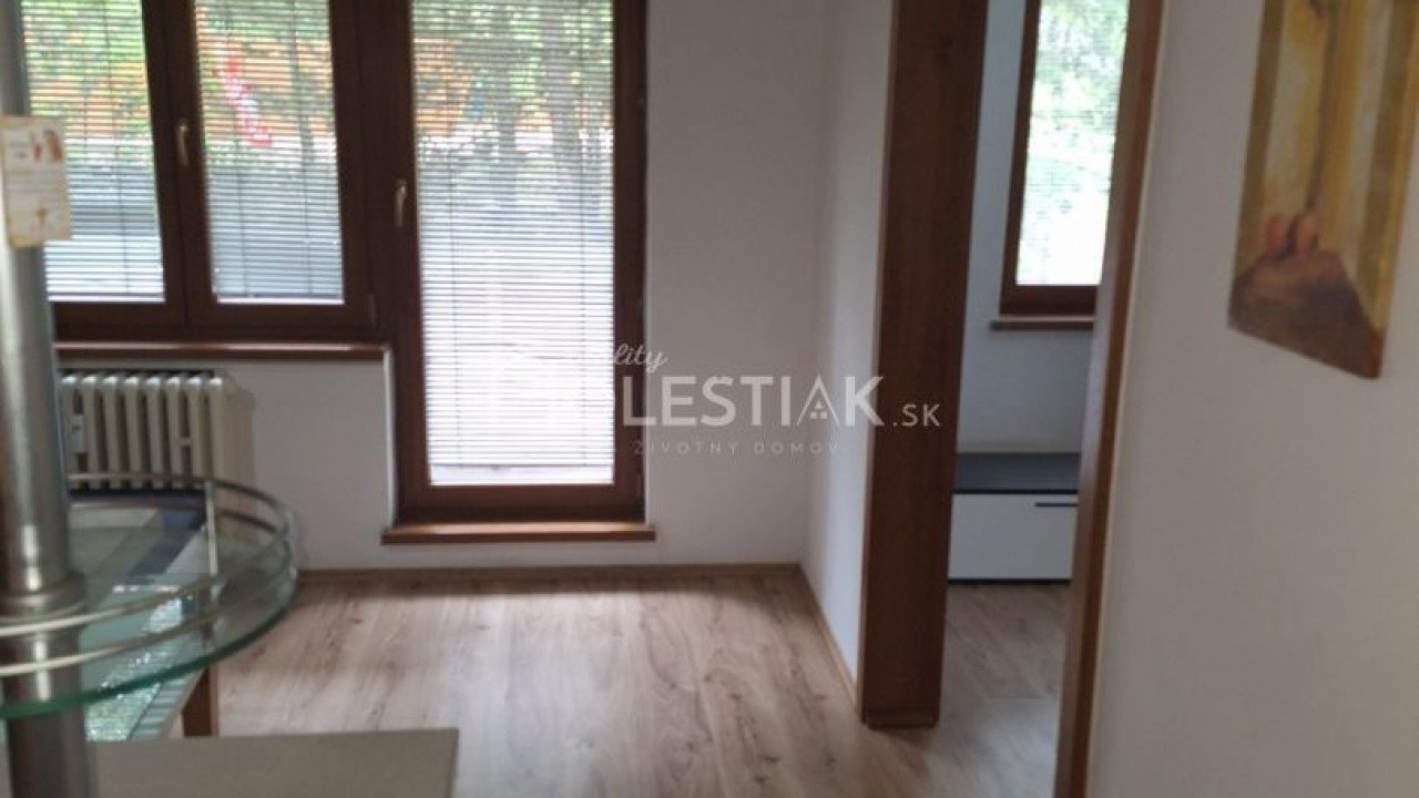 Dám do prenájmu veľký byt 3+1 Čadca, Žarec