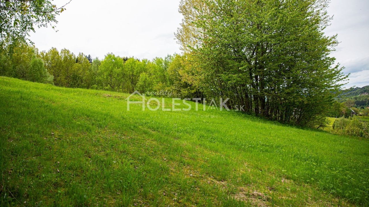 PREDAJ iba u nás pekného pozemok 532 m2 za výbornú cenu v obci Skalité