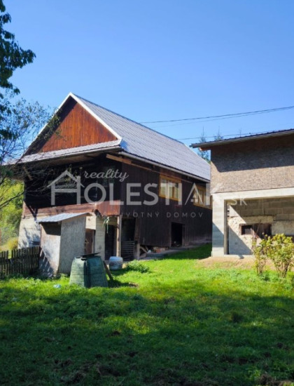 https://www.pavolholestiak.sk/storage/properties/411/thumb/predam-rodinny-dom-v-meste-turzovka-novy-krov-a-krytina_0.jpeg?t=1787056622