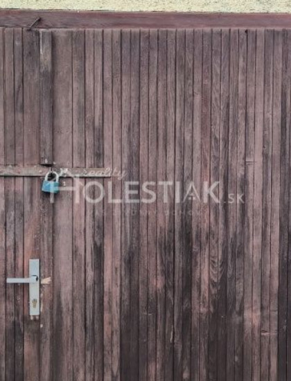 https://www.pavolholestiak.sk/storage/properties/441/thumb/dam-do-prenajmu-garaz-cadca-hviezdoslavova-iba-u-nas_0.jpeg?t=1784252641