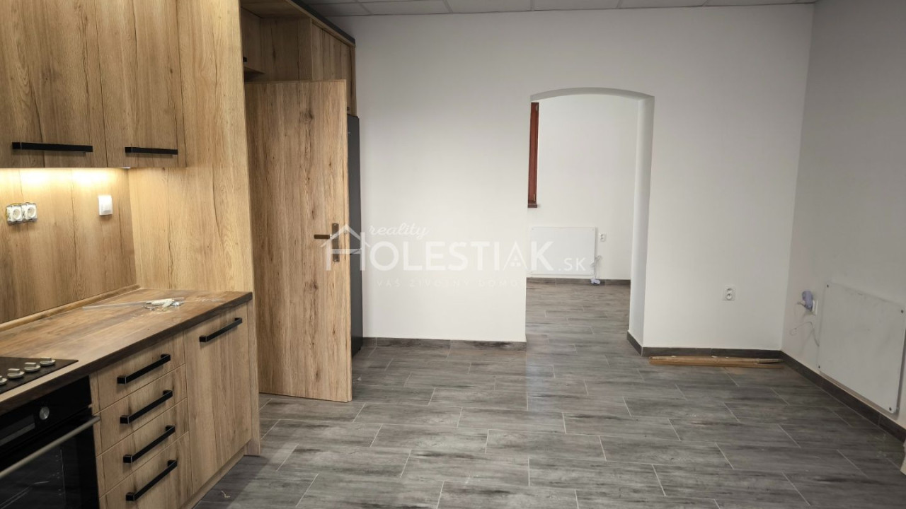 Dám do prenájmu luxusný 1+1 byt v centre mesta Čadca, iba u nás