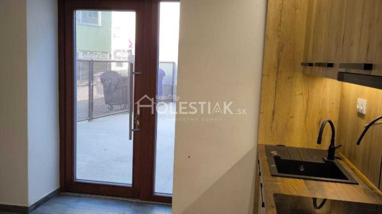 Dám do prenájmu luxusný 1+1 byt v centre mesta Čadca, iba u nás