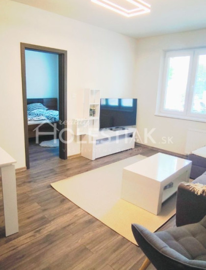 https://www.pavolholestiak.sk/storage/properties/452/thumb/dam-do-prenajmu-rekonstruovany-byt-21-cadca-iba-u-nas_0.jpeg?t=1787835181