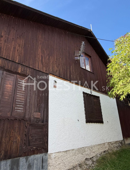 https://www.pavolholestiak.sk/storage/properties/525/thumb/predam-chatu-v-obci-makov-na-kysuciach-iba-u-nas_0.jpeg?t=1788937204