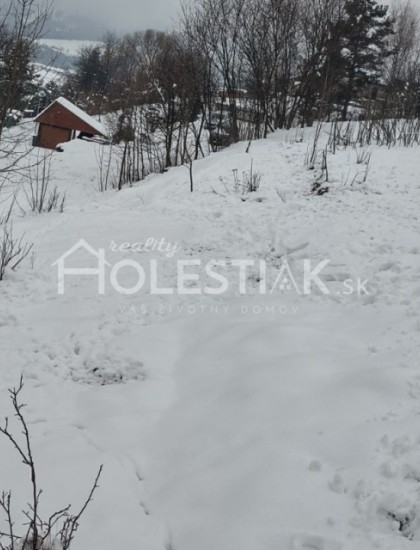 https://www.pavolholestiak.sk/storage/properties/63/thumb/predam-krasne-tri-pozemky-v-centre-stara-bystrica-iba-u-nas_0.jpg?t=1644446735