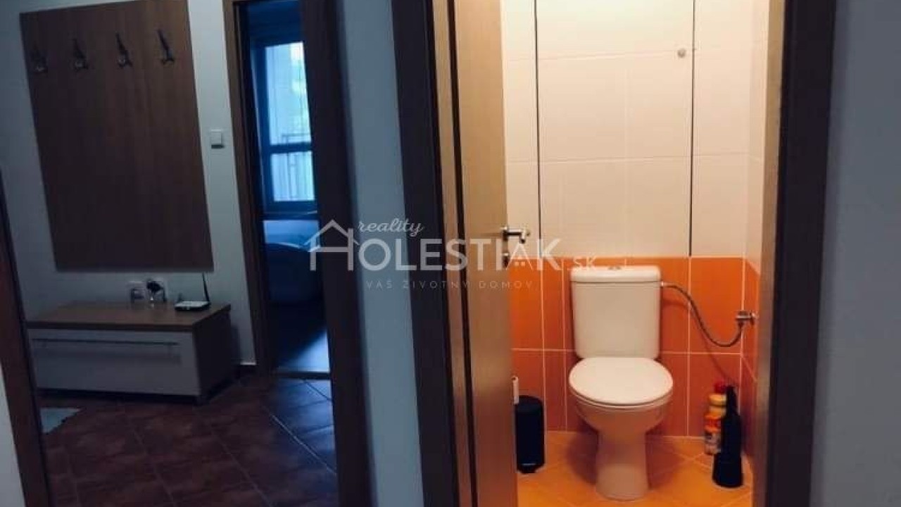 Prenajmem nadštandardný, väčší, zariadený 2+1 byt Čadca, Martinkov potok