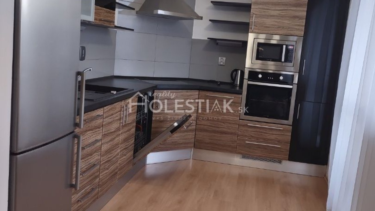 Prenajmem nadštandardný, väčší, zariadený 2+1 byt Čadca, Martinkov potok