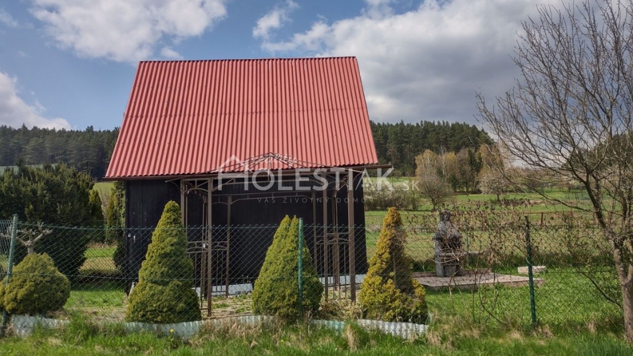 Rezervované - Exkluzívne predám záhradný domček, pozemok 514 m2 Kysucké Nové Mesto