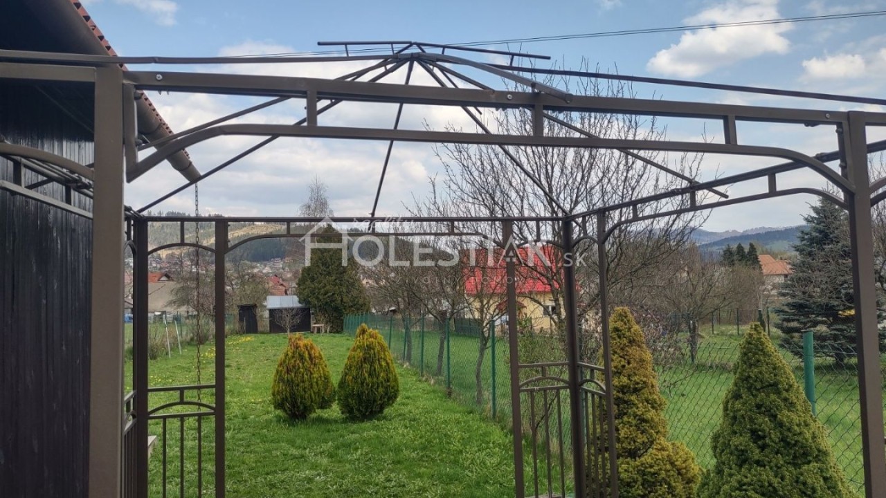 Rezervované - Exkluzívne predám záhradný domček, pozemok 514 m2 Kysucké Nové Mesto