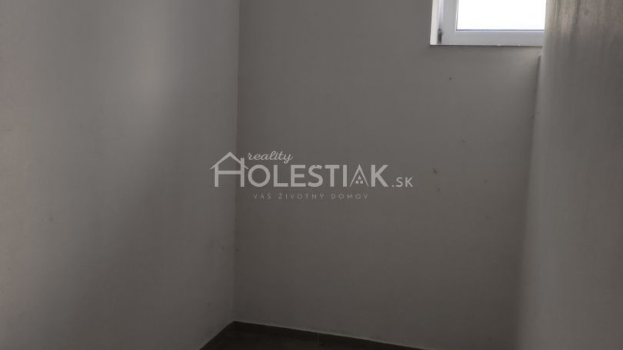 Dám do prenájmu nový, kompletne zariadený byt v centre mesta Čadca - exkluzívne
